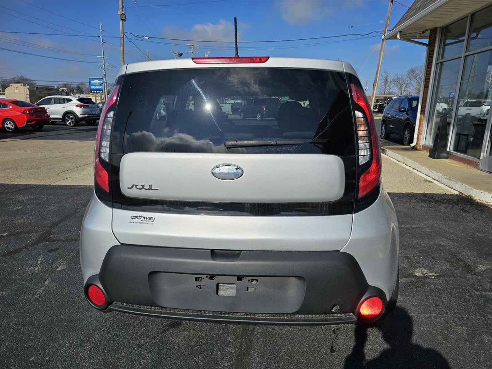 2014 Silver /Black Kia Soul (KNDJN2A29E7) with an 1.6l I-4 DI Dohc Cvvt 1.6 engine, Auto transmission, located at 4163 Bardstown Rd, Louisville, KY, 40218, (502) 266-7677, 38.189991, -85.642418 - The 2014 Soul comes in three trims. The base features a 1.6-liter four-cylinder engine with either a six-speed manual or automatic transmission. The Plus and top-of-the-line Exclaim come with a more powerful 2.0-liter and only with the automatic. I drove both the Plus and the Exclaim. - Photo #6