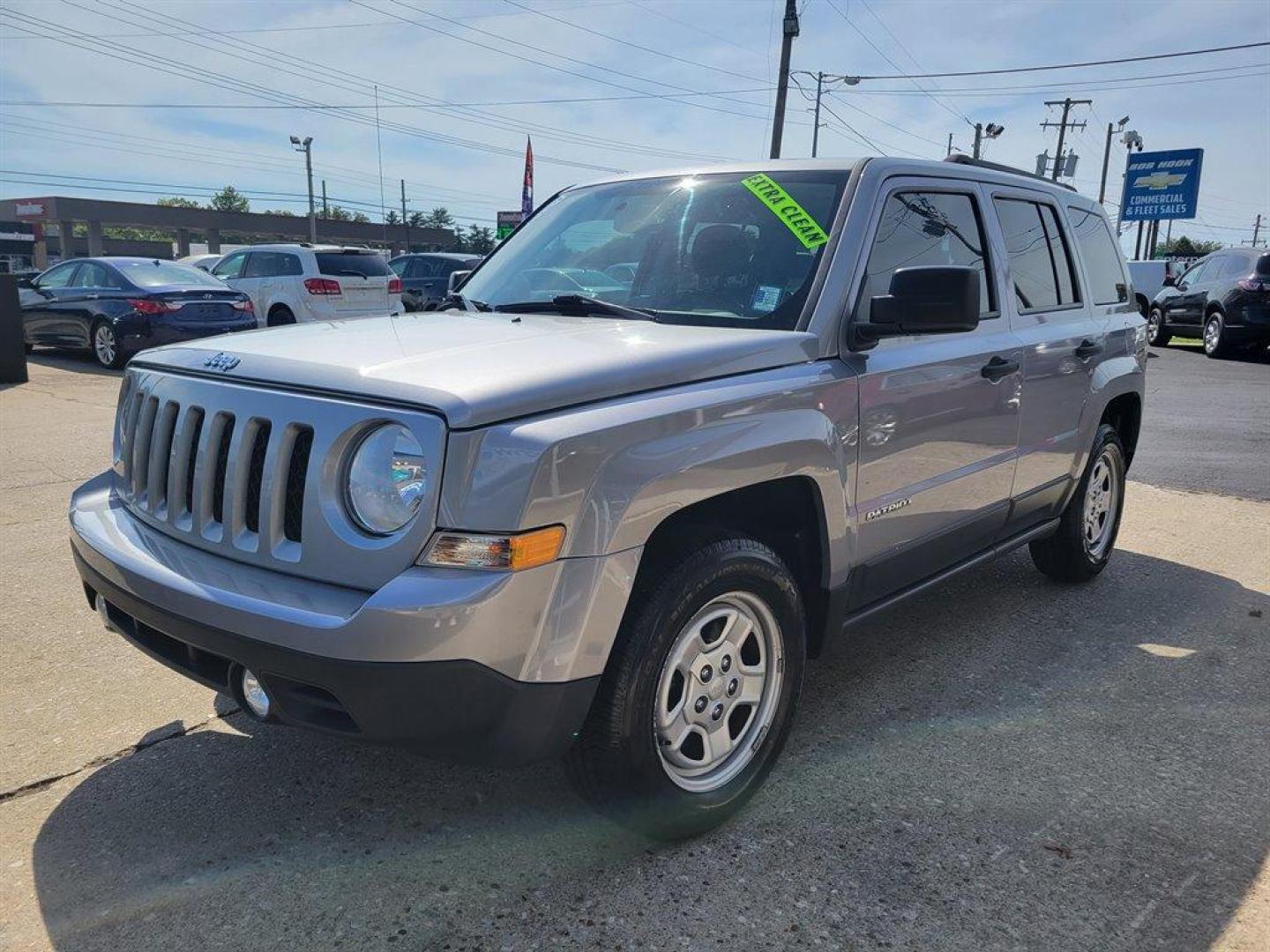 2017 Silver /Black Jeep Patriot (1C4NJPBA5HD) with an 2.0l I-4 SFI Dohc 2.0l engine, Auto transmission, located at 4163 Bardstown Rd, Louisville, KY, 40218, (502) 266-7677, 38.189991, -85.642418 - We're just going to get this out of the way right now: Time has not been kind to the Jeep Patriot. It debuted for the 2007 model year and has carried on without a full redesign ever since. A decade later, the 2017 Patriot's plasticky interior, rough ride quality and intrusive road noise are throwbac - Photo#0