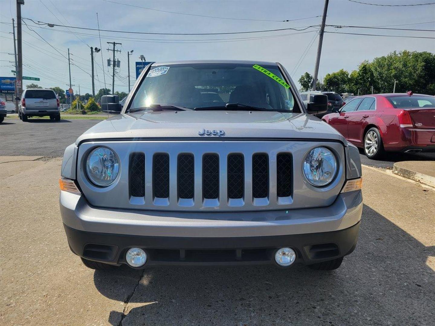 2017 Silver /Black Jeep Patriot (1C4NJPBA5HD) with an 2.0l I-4 SFI Dohc 2.0l engine, Auto transmission, located at 4163 Bardstown Rd, Louisville, KY, 40218, (502) 266-7677, 38.189991, -85.642418 - We're just going to get this out of the way right now: Time has not been kind to the Jeep Patriot. It debuted for the 2007 model year and has carried on without a full redesign ever since. A decade later, the 2017 Patriot's plasticky interior, rough ride quality and intrusive road noise are throwbac - Photo#1