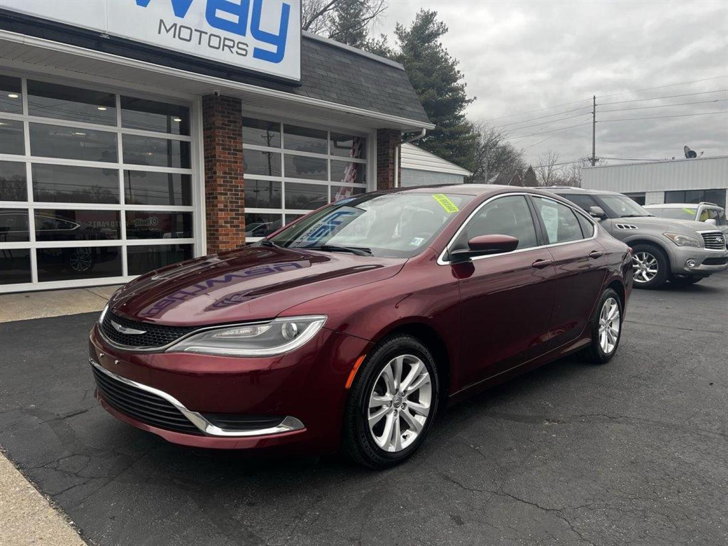 2015 Maroon /Black Chrysler 200 (1C3CCCAB6FN) with an 2.4l I-4 Smpi Dohc VVT 2. engine, Auto transmission, located at 4163 Bardstown Rd, Louisville, KY, 40218, (502) 266-7677, 38.189991, -85.642418 - Photo#0