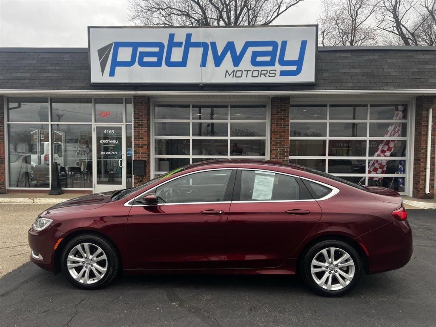 2015 Maroon /Black Chrysler 200 (1C3CCCAB6FN) with an 2.4l I-4 Smpi Dohc VVT 2. engine, Auto transmission, located at 4163 Bardstown Rd, Louisville, KY, 40218, (502) 266-7677, 38.189991, -85.642418 - Photo#1