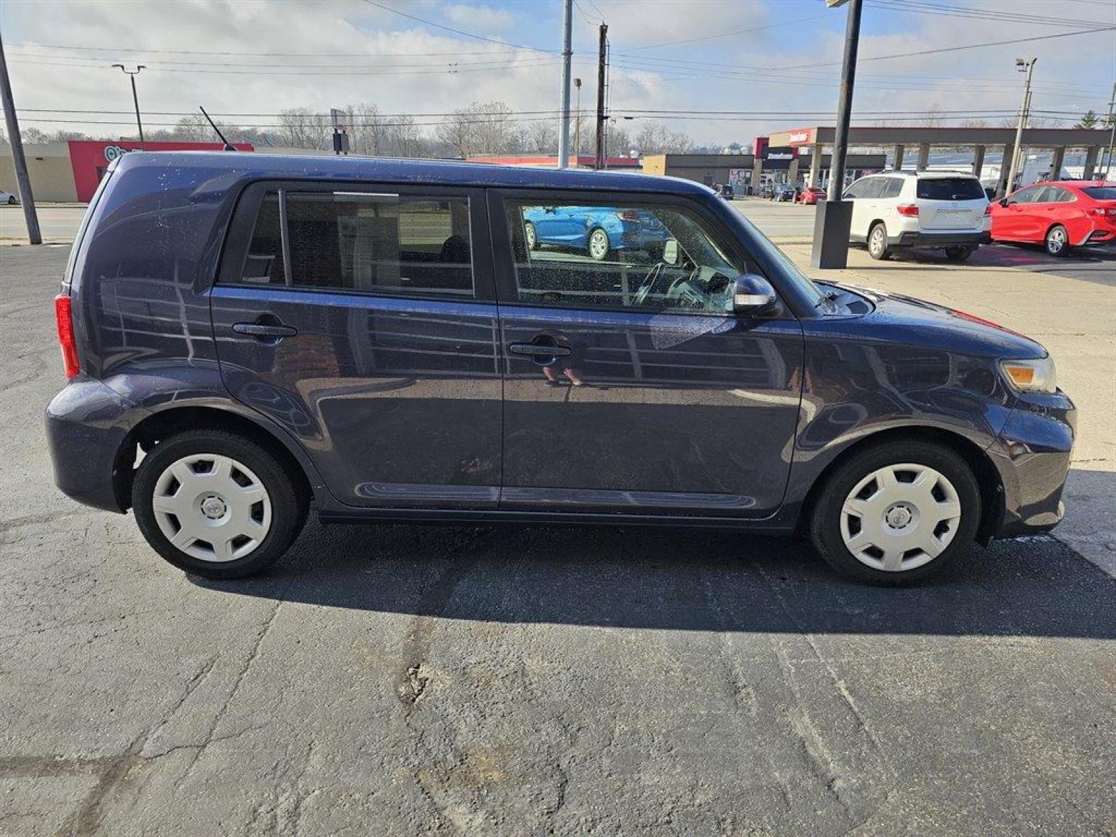 2011 Blue /Black Scion xB (JTLZE4FE6B1) with an 2.4l I-4 EFI Dohc 2.4l engine, Auto transmission, located at 4163 Bardstown Rd, Louisville, KY, 40218, (502) 266-7677, 38.189991, -85.642418 - Photo #4