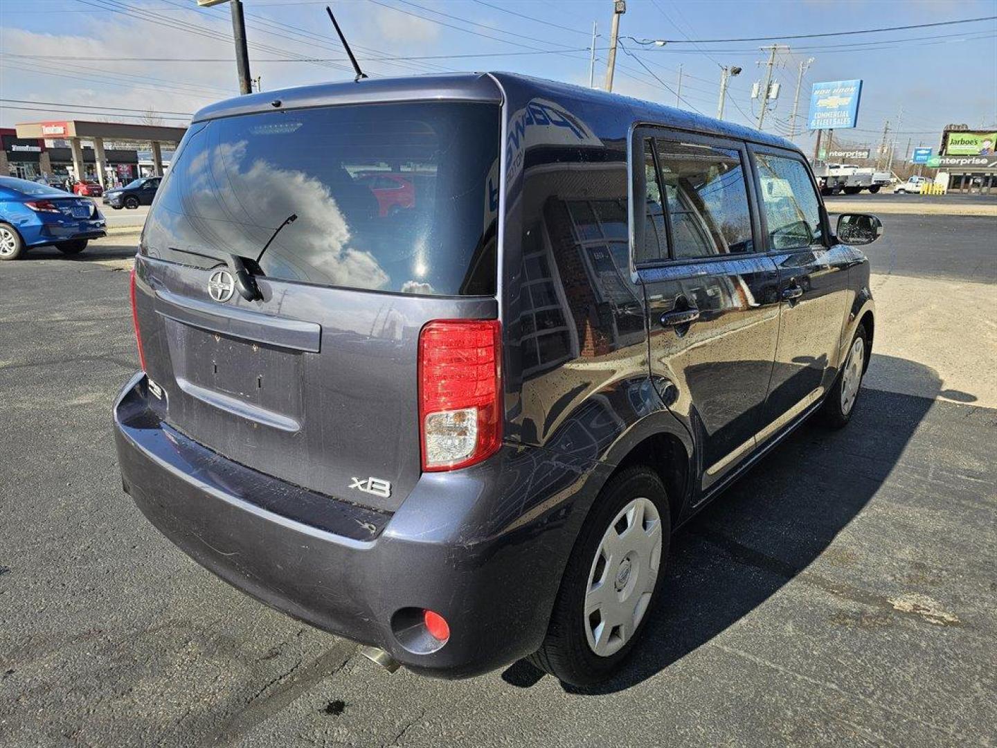 2011 Blue /Black Scion xB (JTLZE4FE6B1) with an 2.4l I-4 EFI Dohc 2.4l engine, Auto transmission, located at 4163 Bardstown Rd, Louisville, KY, 40218, (502) 266-7677, 38.189991, -85.642418 - Photo#5