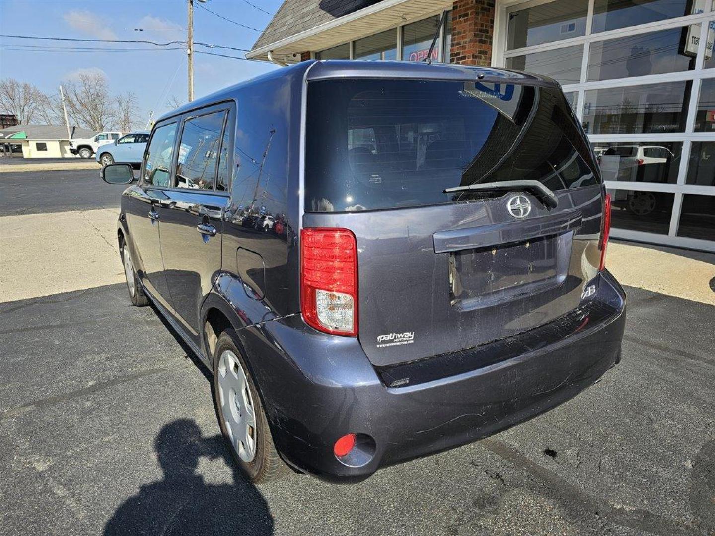 2011 Blue /Black Scion xB (JTLZE4FE6B1) with an 2.4l I-4 EFI Dohc 2.4l engine, Auto transmission, located at 4163 Bardstown Rd, Louisville, KY, 40218, (502) 266-7677, 38.189991, -85.642418 - Photo#7