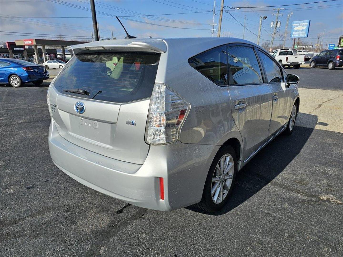 2013 Silver /Gray Toyota Prius V (JTDZN3EU8D3) with an 1.8l I-4 EFI Dohc Hybrid engine, Auto transmission, located at 4163 Bardstown Rd, Louisville, KY, 40218, (502) 266-7677, 38.189991, -85.642418 - Photo#5